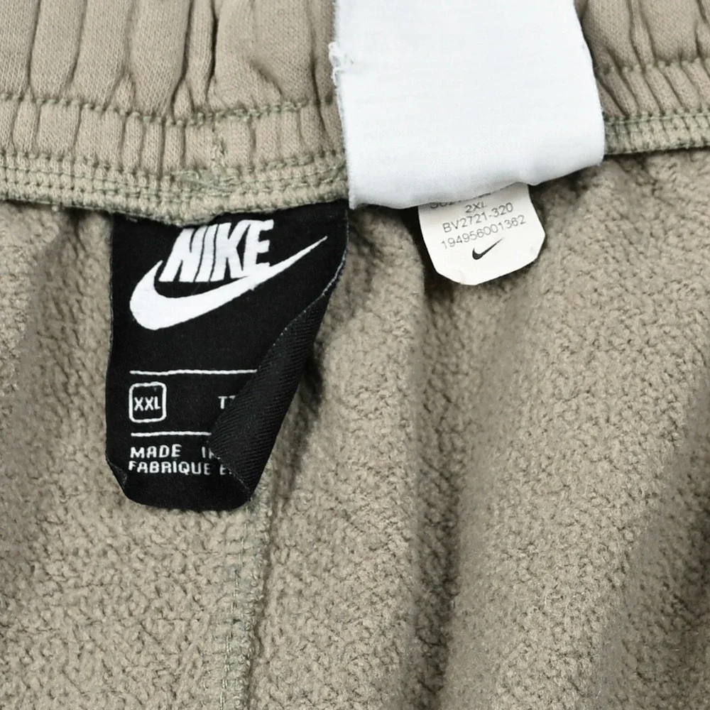 Nike Club Fleece Big Swoosh Logo‎ Men's Shorts 2XL Light Olive Gray BV2721-320